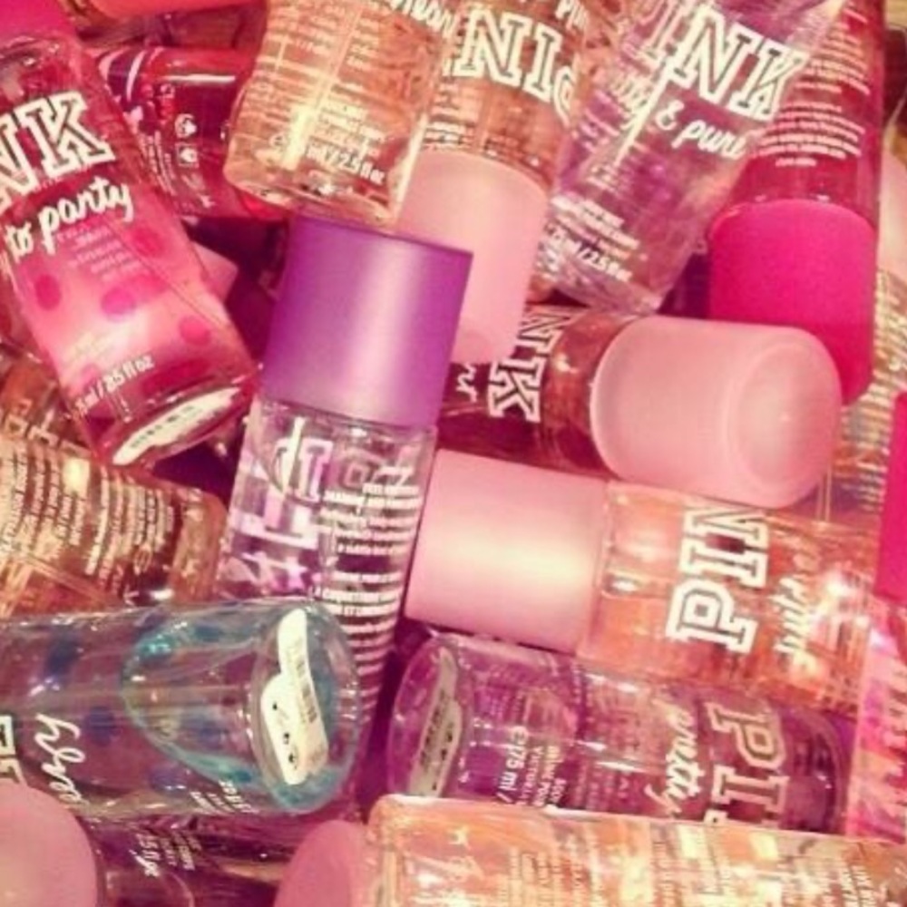 VICTORIA'S SECRET & PINK MYSTERY BOX $100
